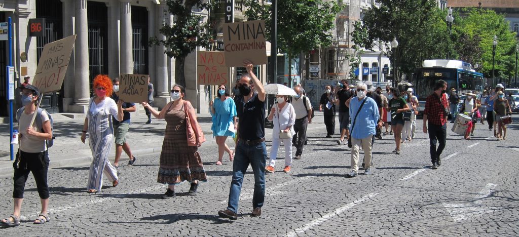 manif anti minas