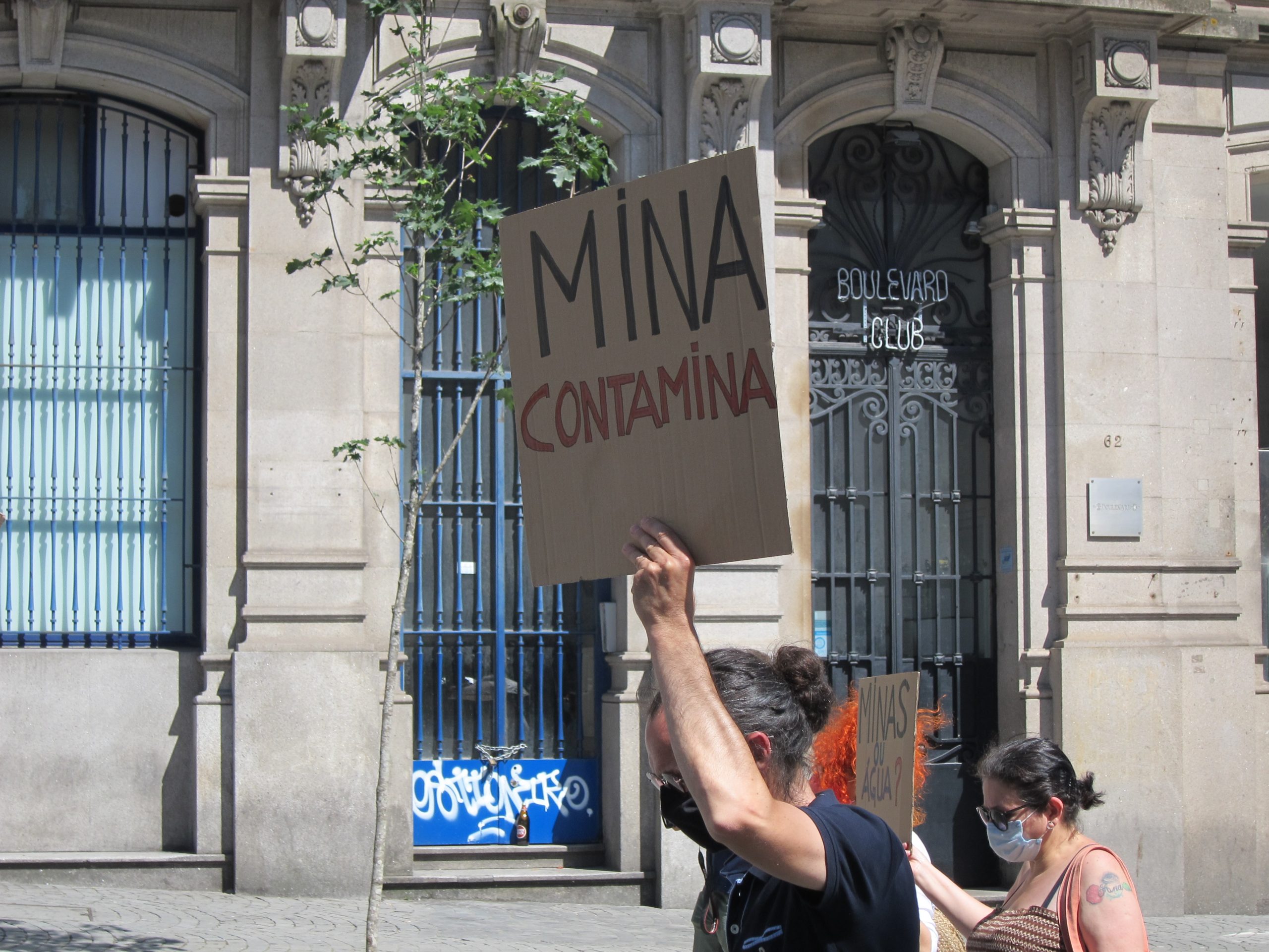 manif anti minas