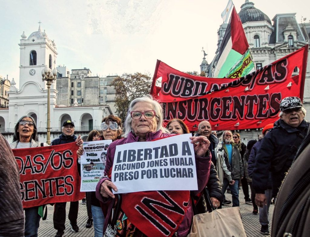 Argentina: líder mapuche é acusado pelos poemas que escreveu na prisão